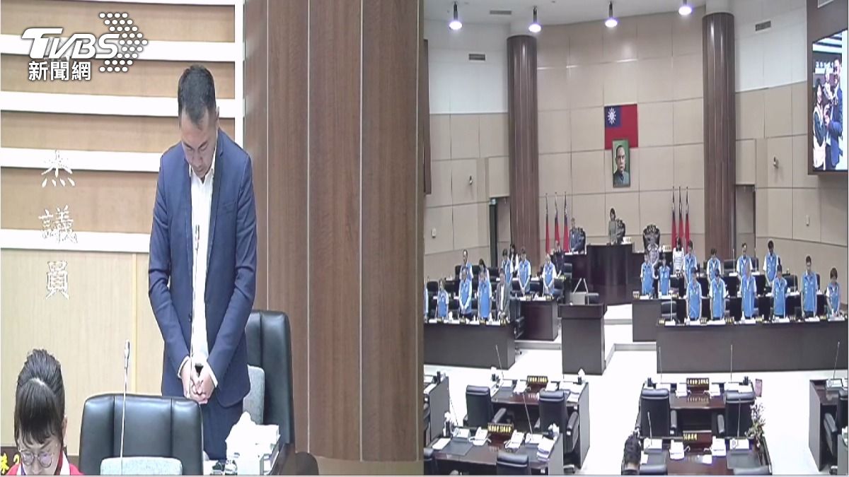 苗栗縣議會為此默哀。(圖/TVBS)
