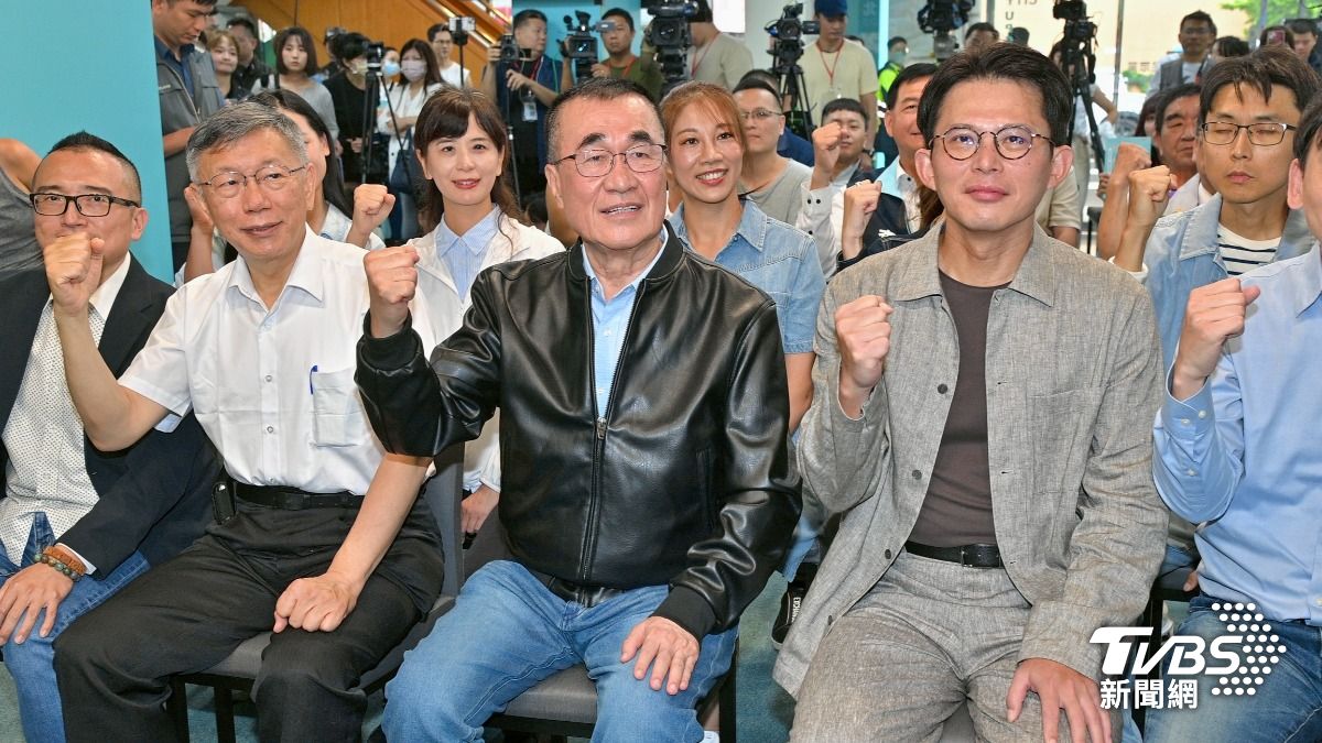 李四川今（6）日出席由民眾黨主辦之李四川後援會成立大會。（圖／胡瑞麒攝）