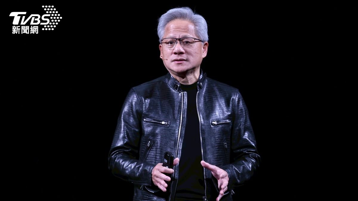 輝達執行長黃仁勳在台期間,大啖平民美食,也造訪COMPUTEX展,行程滿滿。(圖/華子琛攝)