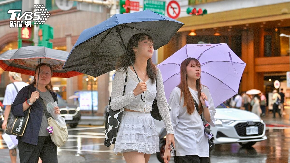 天氣／滯留鋒夾擊！「致災大雨」明起連炸9天　一週天氣全泡湯