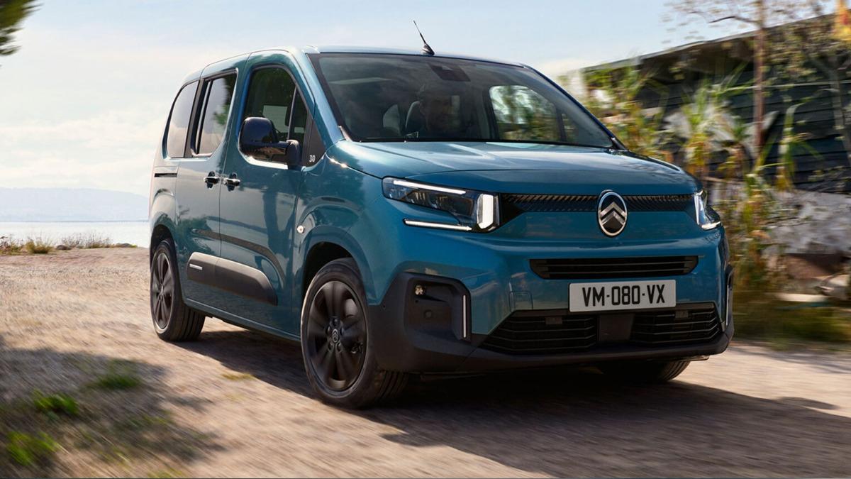 Berlingo 30 Years Collection紀念特仕版,於A柱上設有專屬車型銘牌。(圖/Citroën提供)