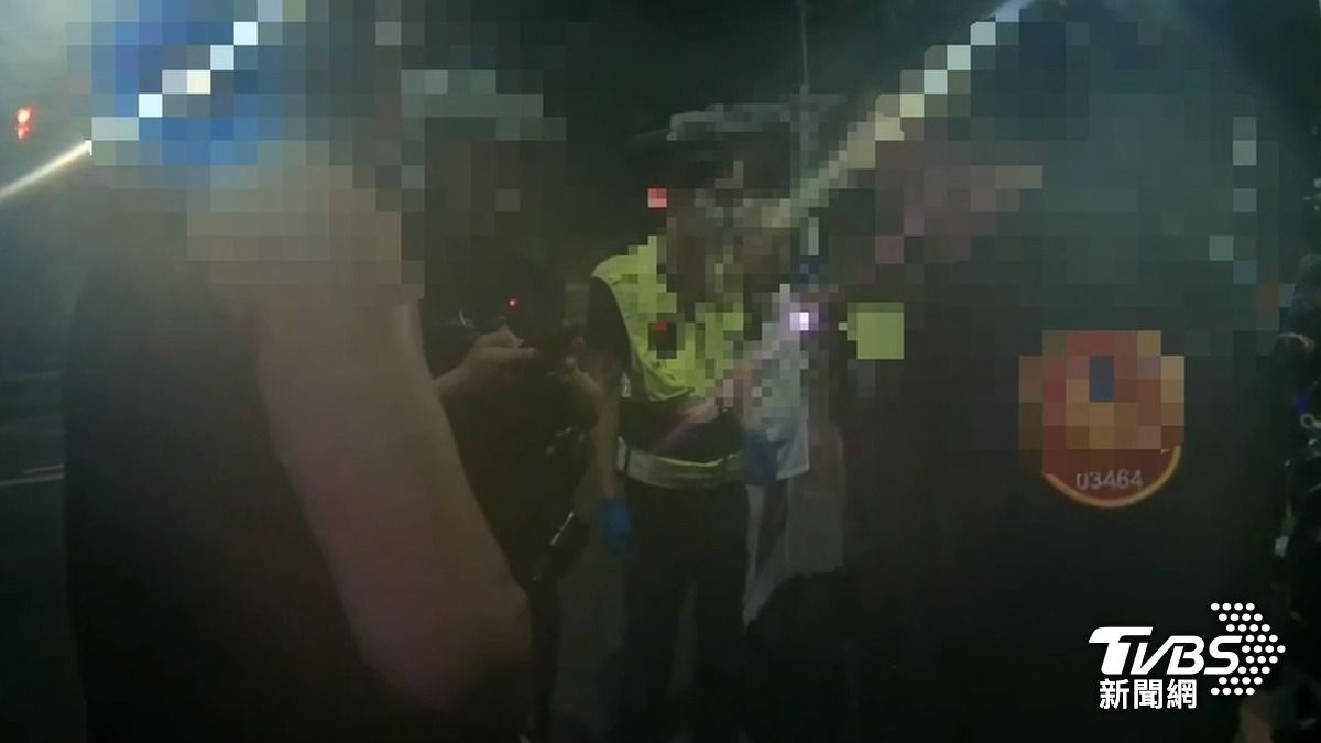 經警方初步了解，何男與哈女因感情問題發生激烈爭執，隨後演變成肢體衝突。（圖／TVBS）