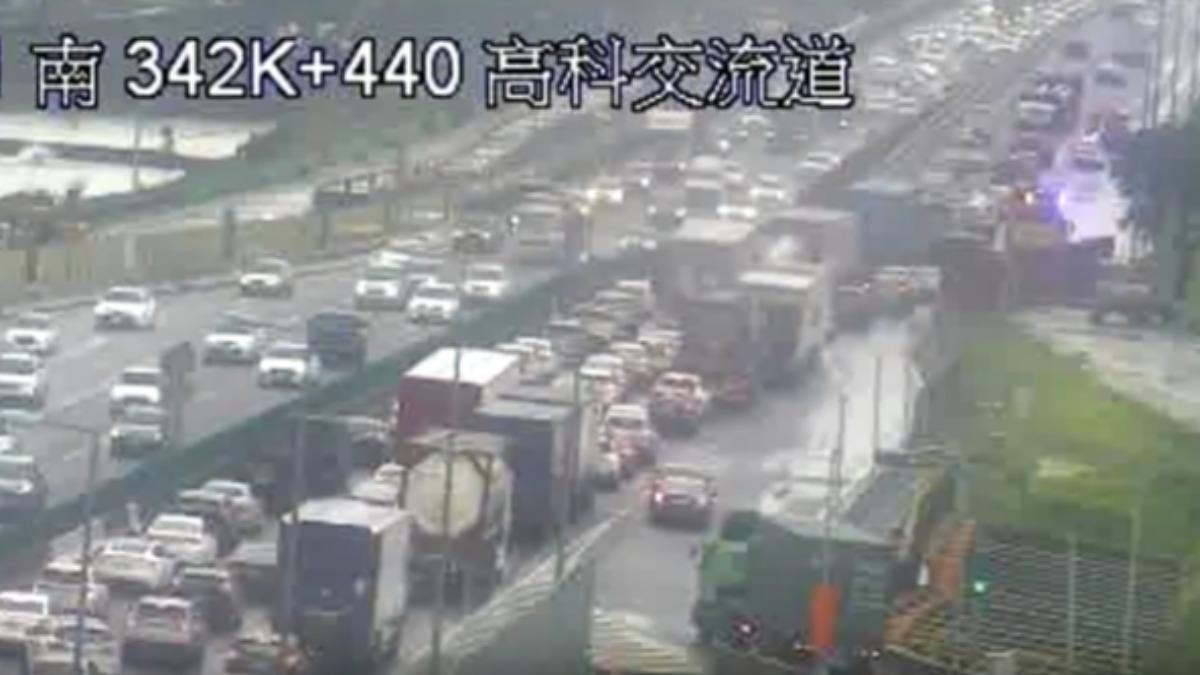 國道一號-高雄-車禍-國道一號事故-國道1號塞車