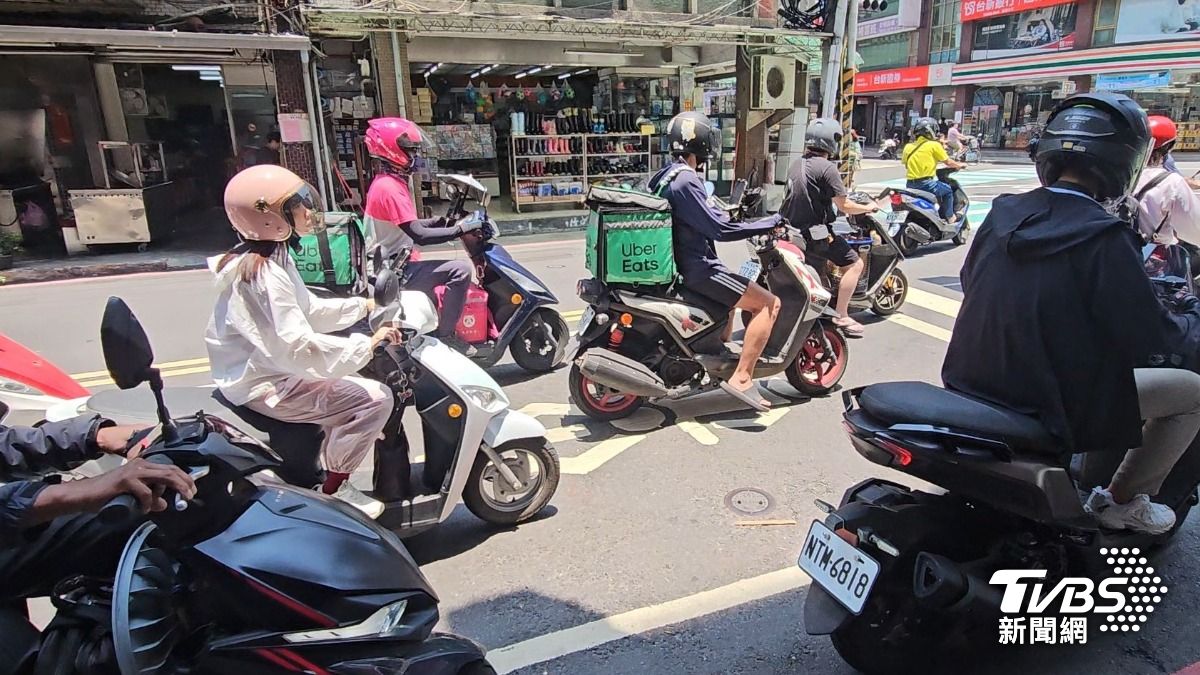 汽、機車族注意!「公路養管費」月底截止 逾期最高罰3千