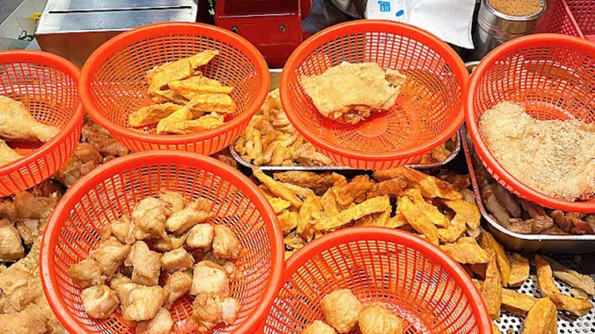 晴光陳季炸雞是北投起家的超人氣品牌。(圖/翻攝自Google Maps)