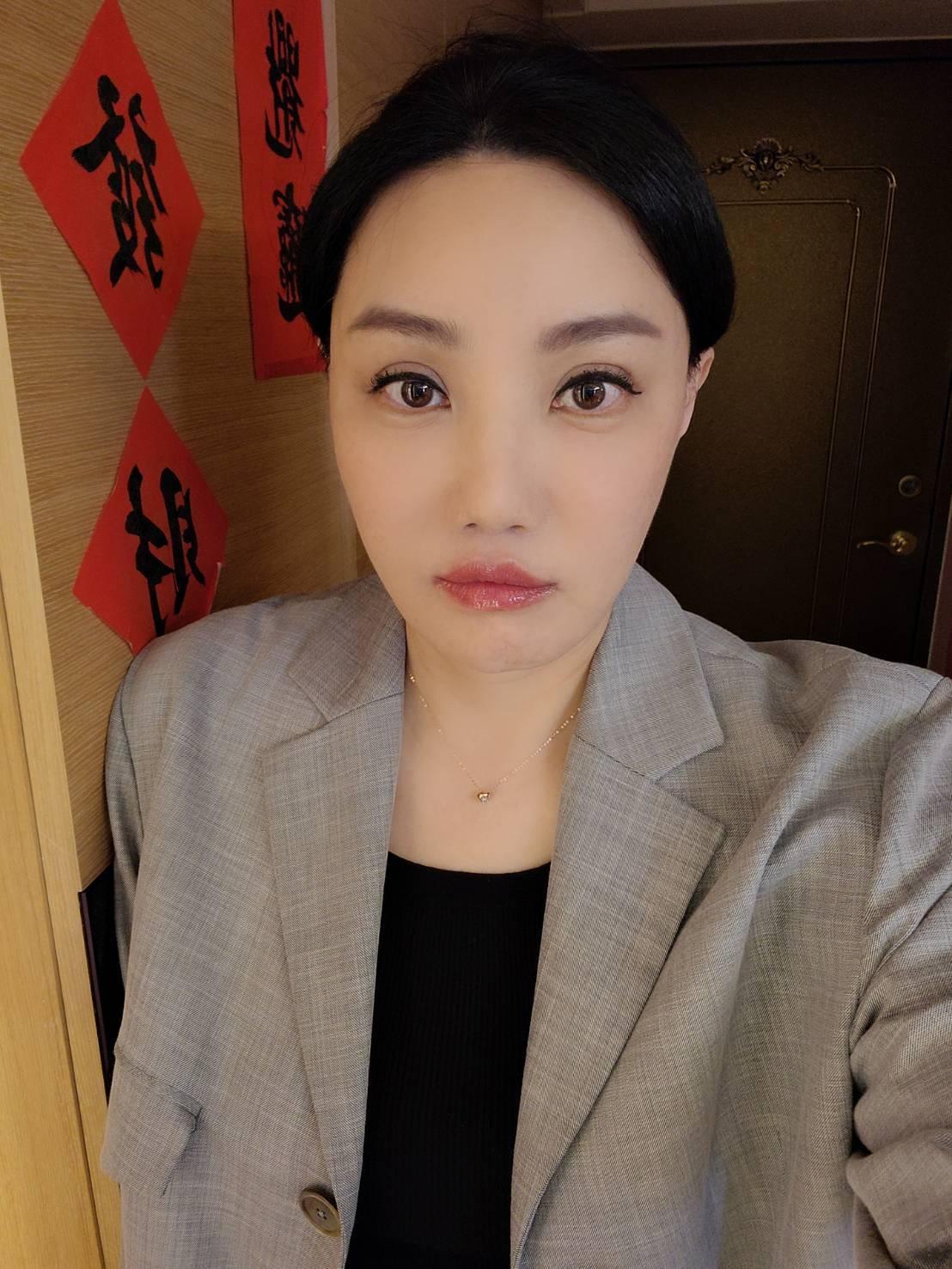 命理師沈嶸。（圖／沈嶸提供）