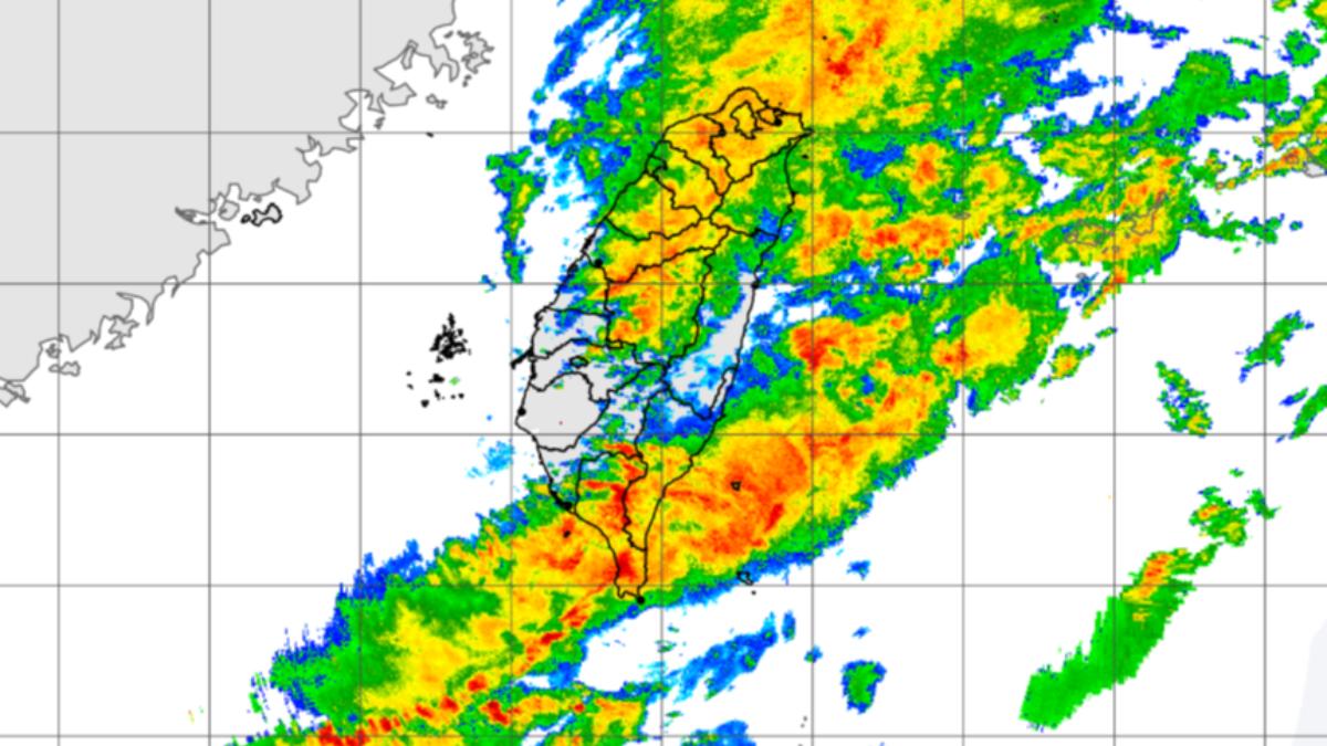 天氣/高雄六龜三日累積540毫米 今西半部留意短時強降雨