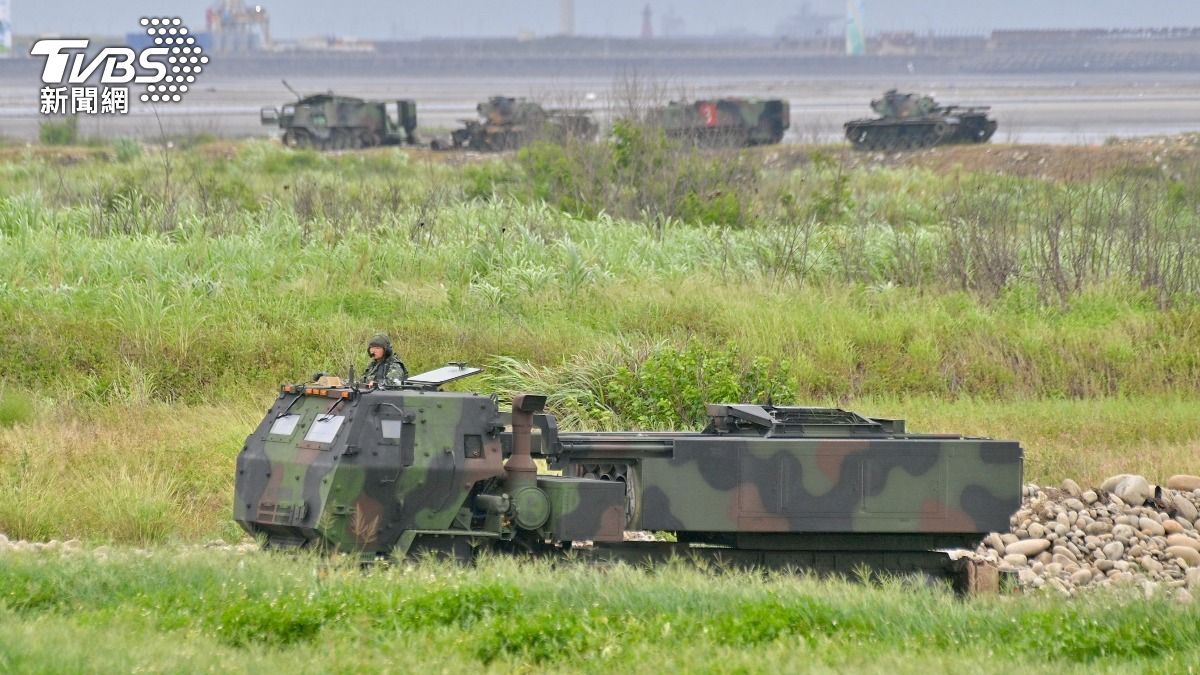 陸軍第十軍團「115年重砲暨新式武器換裝驗證射擊」今（10）日進入第二天。（圖／胡瑞麒攝）
