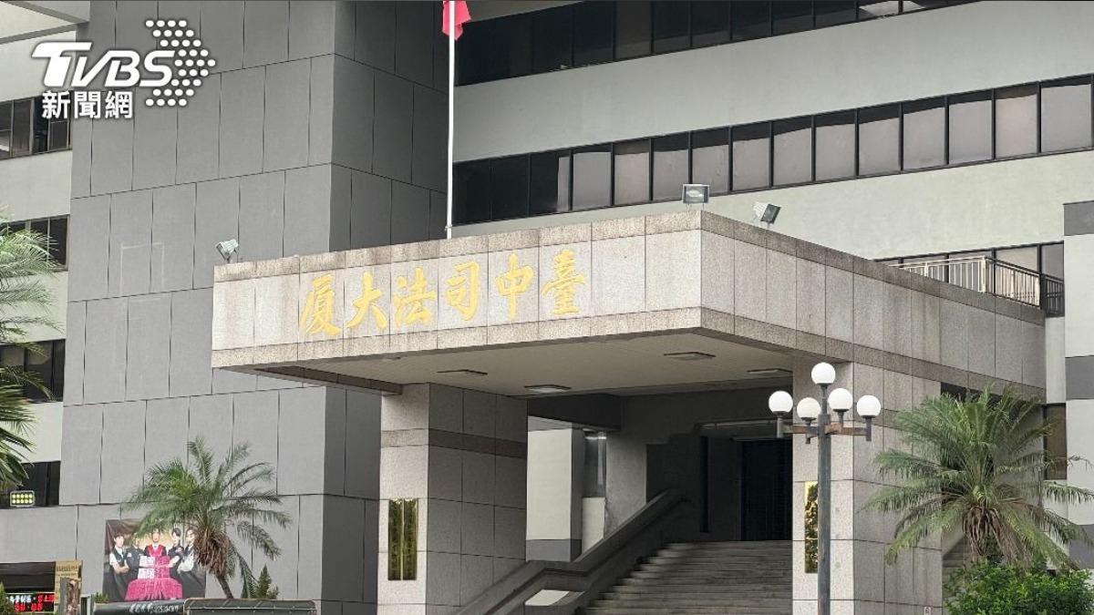 男遭控KTV性侵 監視器拍「女主動親吻」判無罪