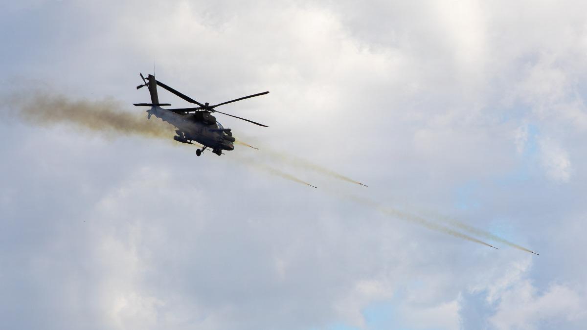 美軍阿帕契攻擊直升機遭德黑蘭擊落,引爆美國伊朗互相空襲報復 (圖/美國國防部)