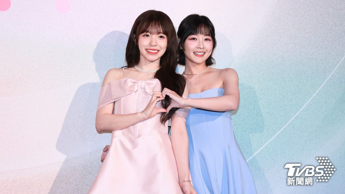 李多慧和籃籃出席記者會。(圖/趙世平攝)