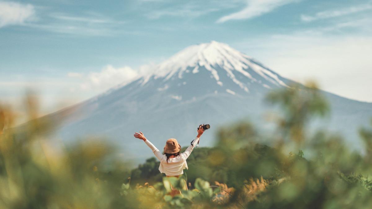 可樂旅遊針對暑假推出多款優惠商品,帶旅客走訪富士山、河口湖等經典景點,感受四季皆迷人的絕美風光。(圖/可樂旅遊)