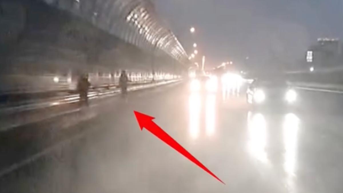國1楠梓段驚見「雨中慢跑3人組」 網看傻眼、警要查了