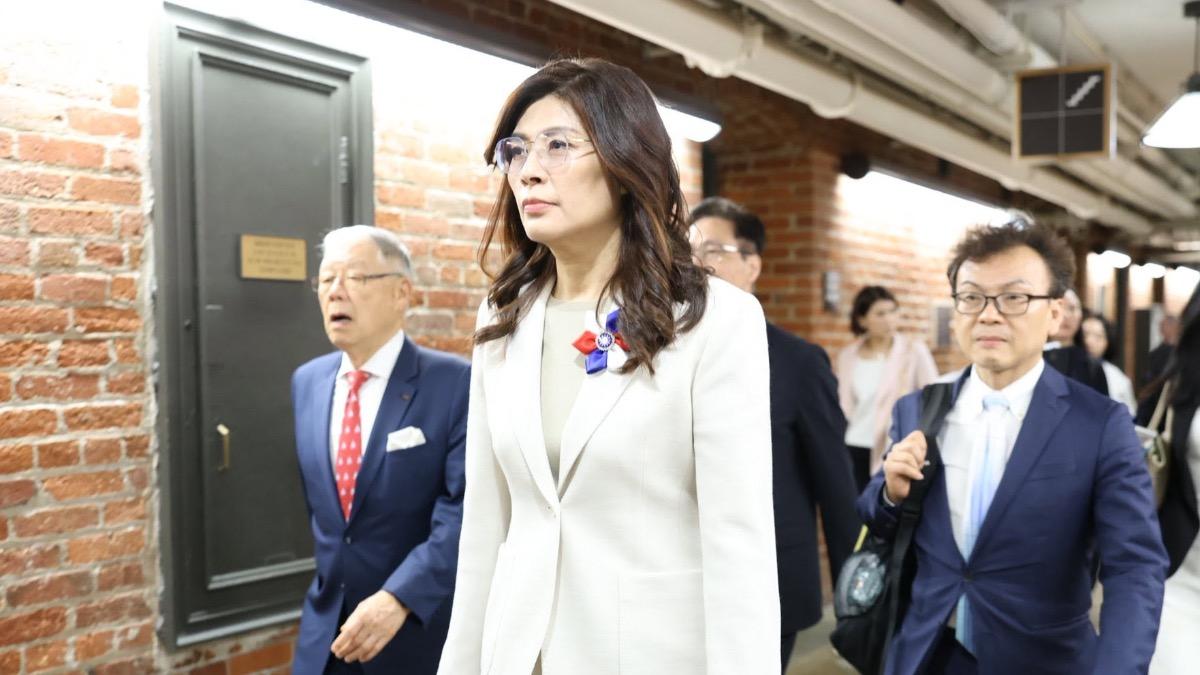 鄭麗文訪美曝「鄭習會」內幕：從未和習近平談統一