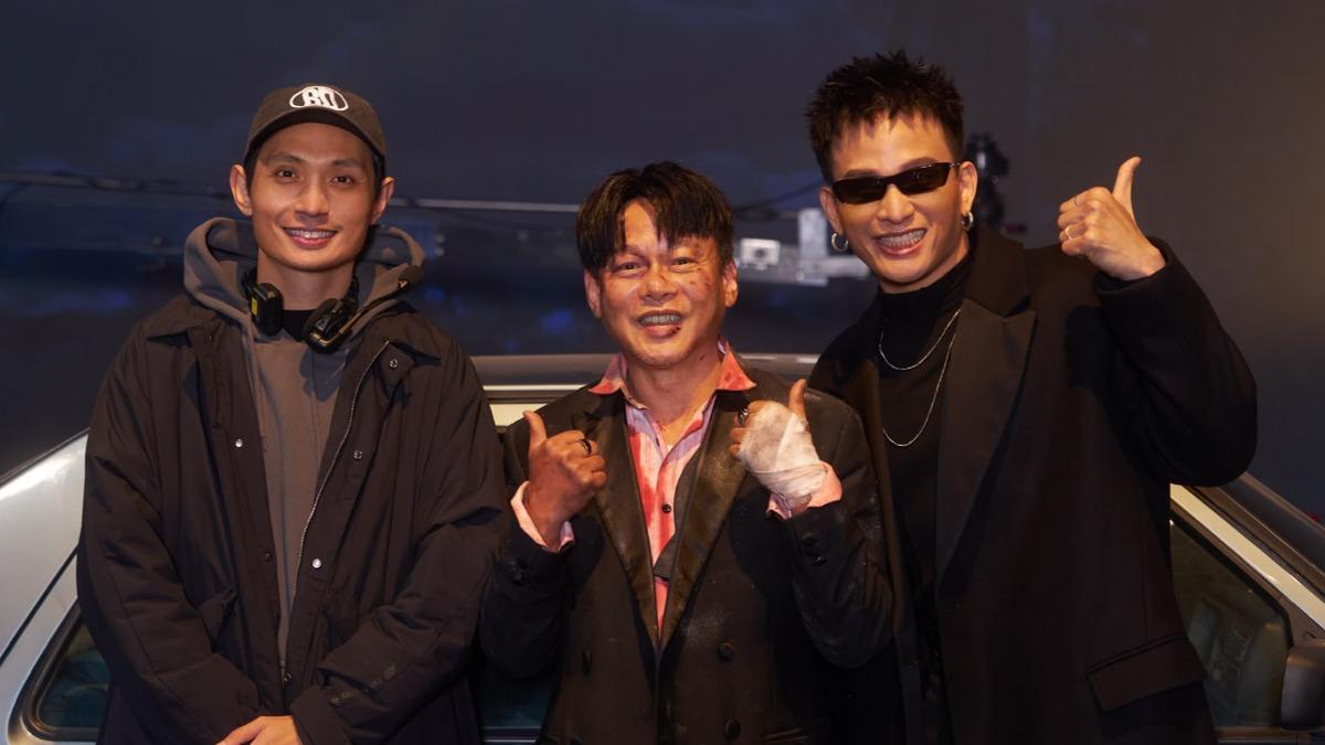 阿斌(右起)新歌MV和李康生、殷振豪合作。(圖/大可文武有限公司提供)