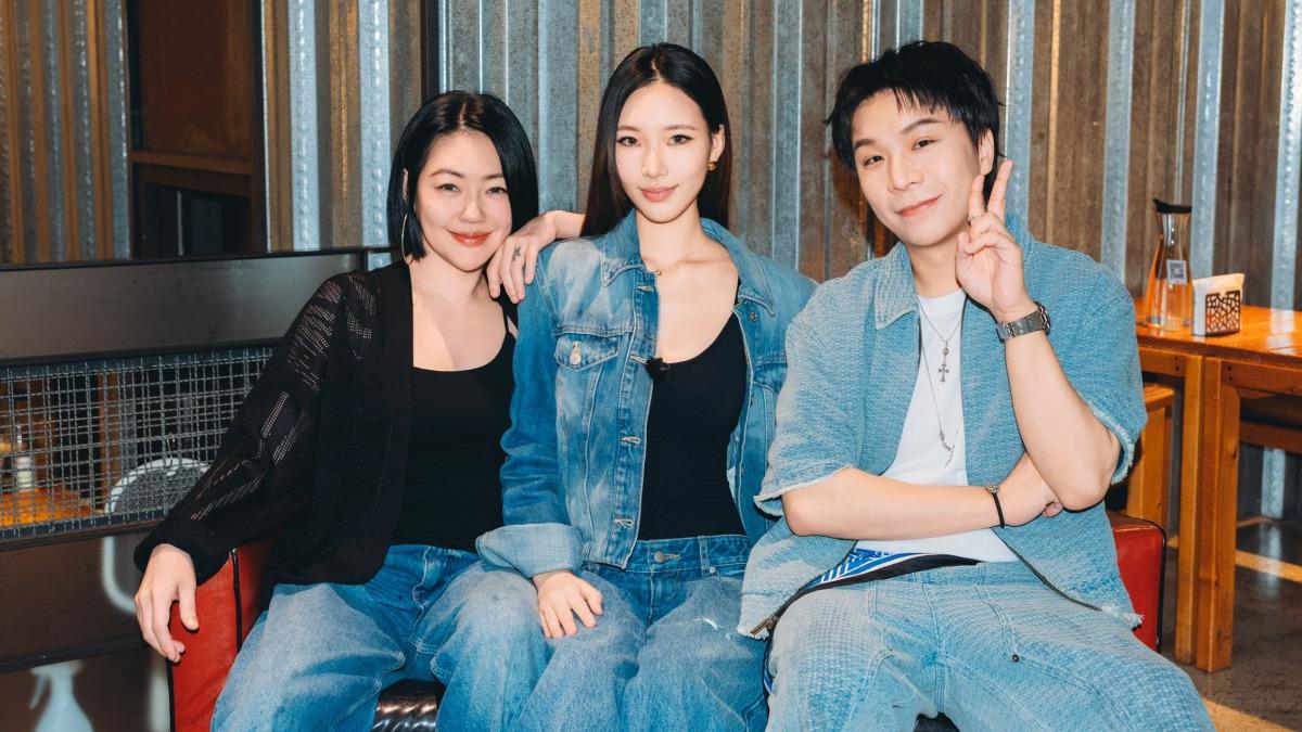 Elly（中）上小S（左）和派翠克節目。（圖／東森綜合台提供）