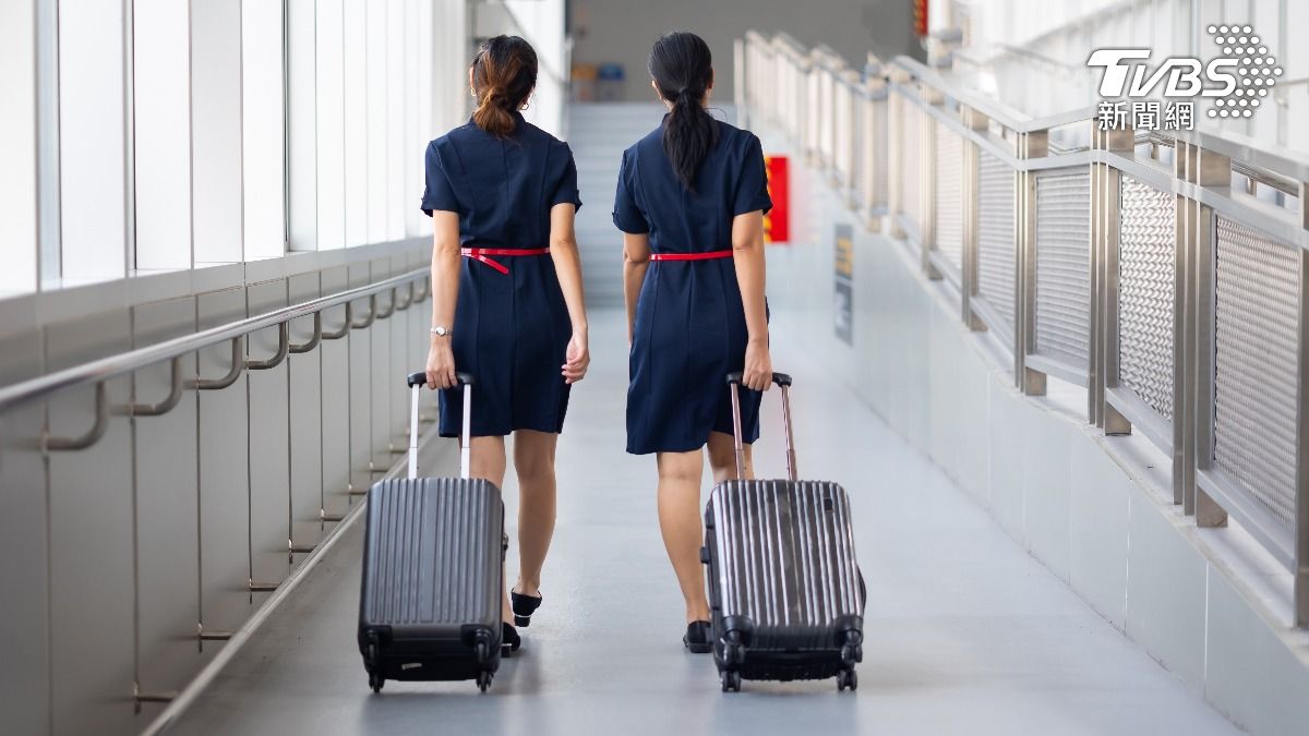 日航空姐「起飛前酒喝太多」害班機延誤還集體說謊 超慘下場曝