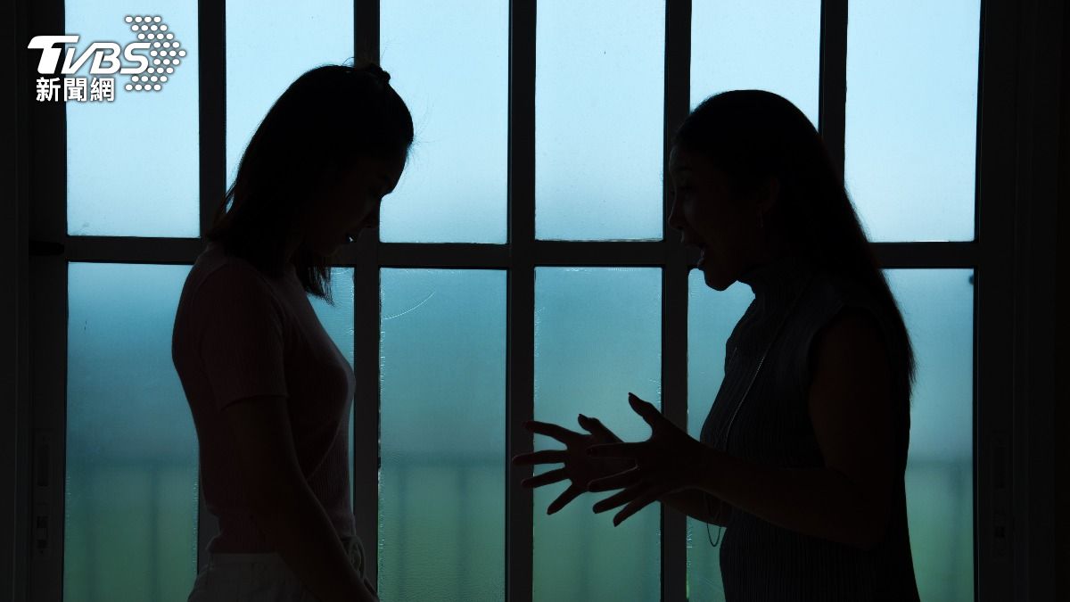 悲劇!跟媽吵架「目睹輕生亡」 港幼女崩潰走絕路