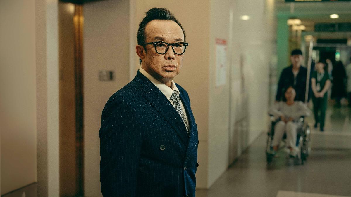 61歲黃大煒入圍金鐘獎創紀錄 遺作《化外之醫》藏巧合預言