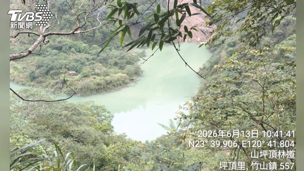 竹山驚現堰塞湖！蓄水10萬急封溪。（圖／水保署提供）