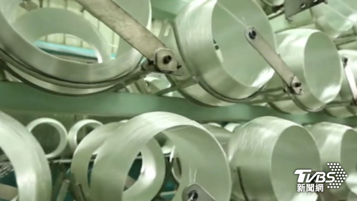 玻纖布又被稱為「電子工業的骨架」。（圖片來源／台玻）