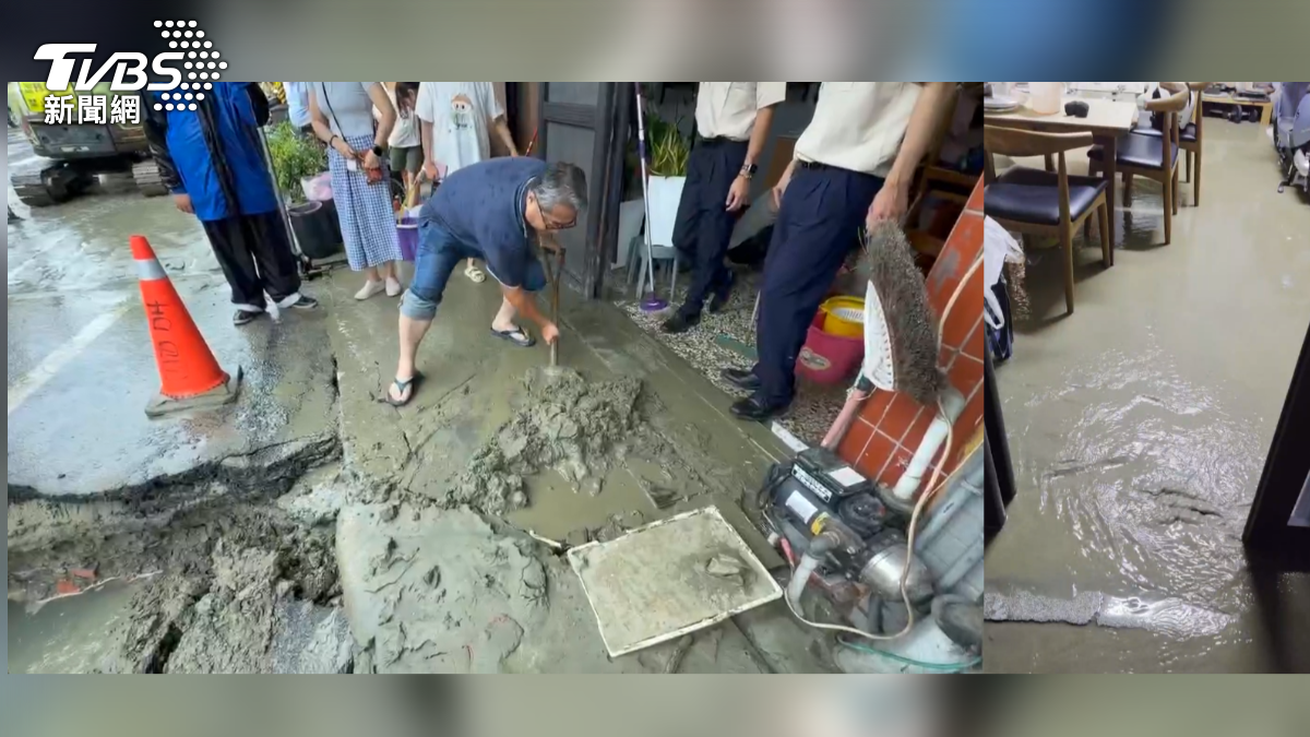 台南仁德區清晨，疑似發生自來水管爆裂，導致路基遭掏空，滾滾泥水不斷從地面湧出，直接往住家內灌入，屋內出現小型泥流，住戶緊急起床清掃（圖／TVBS）
