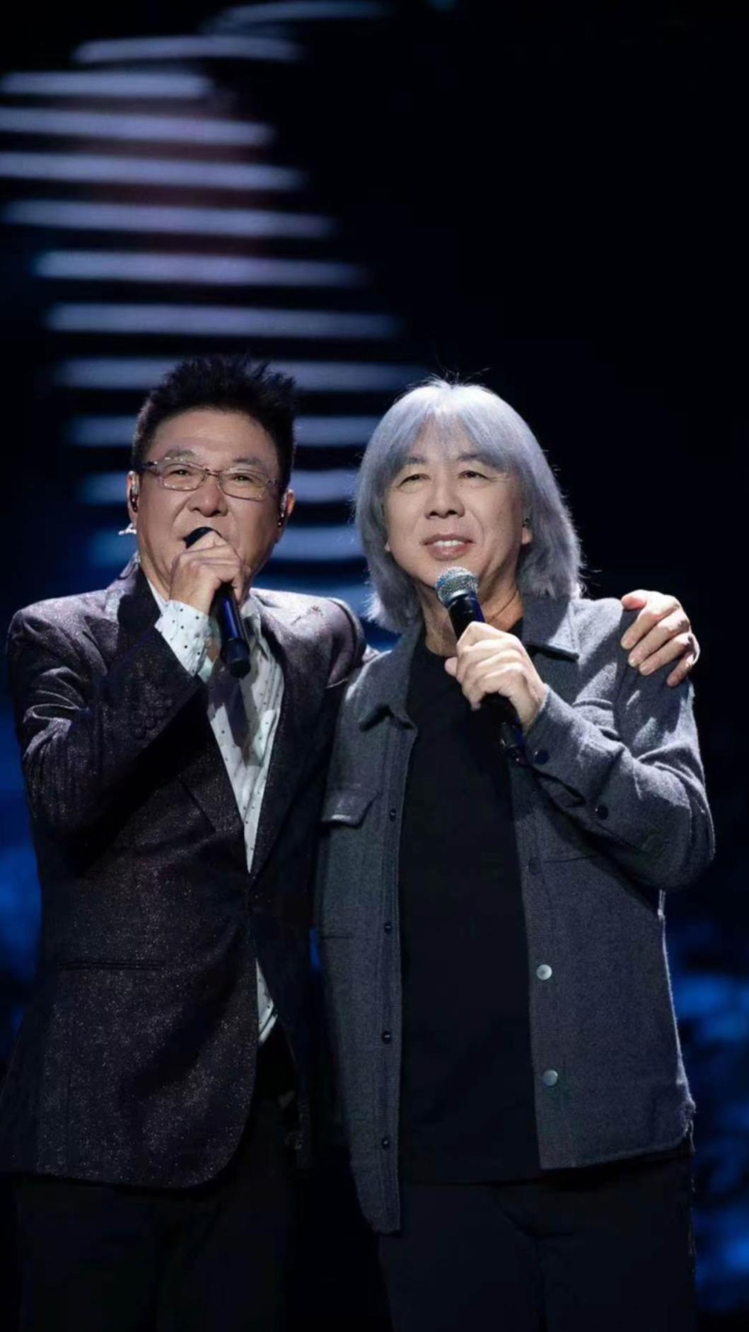 李壽全(右)將擔任姜育恆演唱會音樂總監。(圖/文星文化提供)