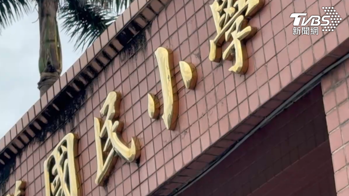 女友揭偷拍!國小男狼師竟「惡人先告狀」反告 至今還在教書