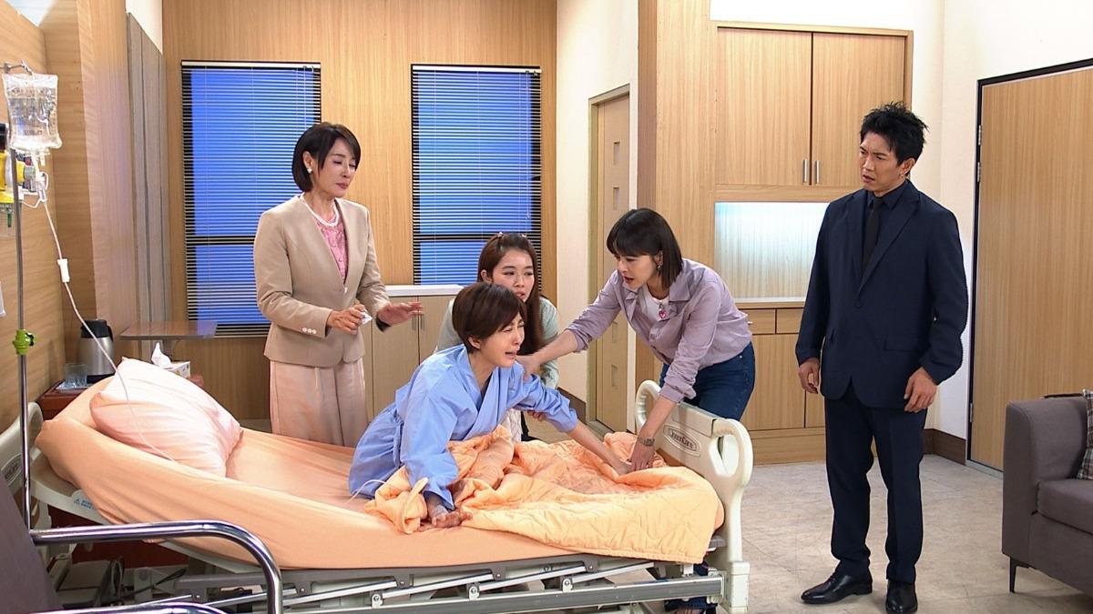 王晴在病床上得知流產消息,悲痛情緒潰堤。(圖/民視提供)