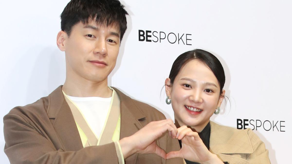 堅貞愛情GD也朝聖！《鐵拳教育》金武烈窮到住貧民窟…演員妻不離不棄