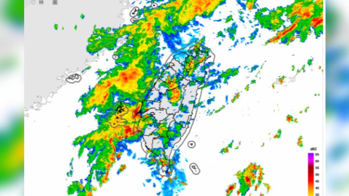 天氣／警報狂響！雙北大雷雨轟炸2小時　新店、烏來慎防溪水暴漲