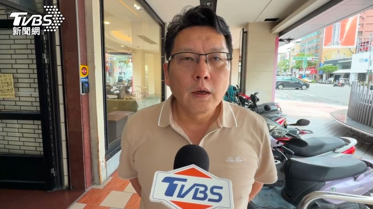 一統徵信高雄分公司祕書長鄭秉豐出面回應了。(圖/TVBS)