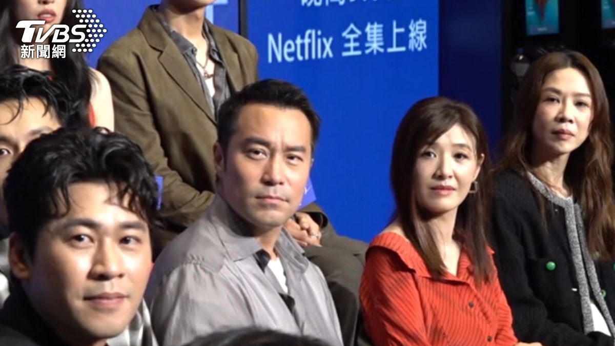 面對媒體詢問政治圈也有人被封為張孝全,男神本尊聽聞後表情相當微妙。(圖/TVBS)