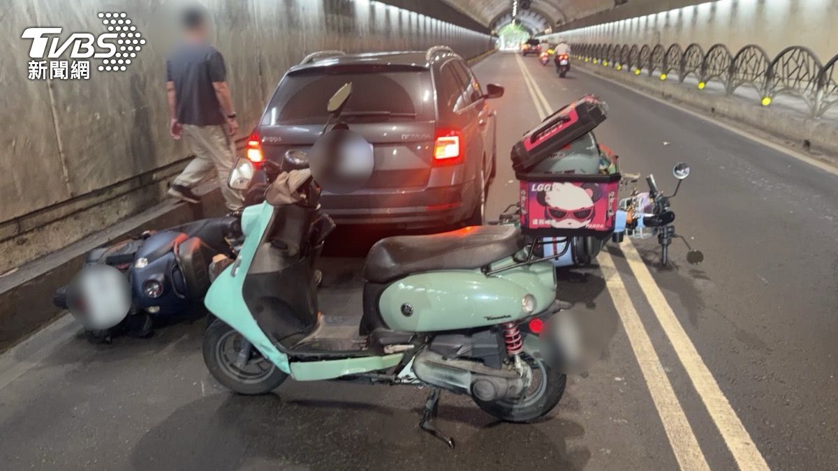 北市自強隧道連環車禍!4車事故塞住車道 上班族哀嚎