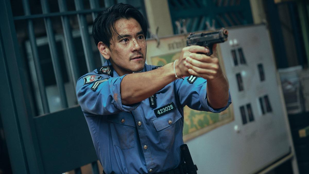 男神彭于晏化身搞笑警察的爆笑電影《爆水管》超適合連假舒壓。(圖/CATCHPLAY+提供)