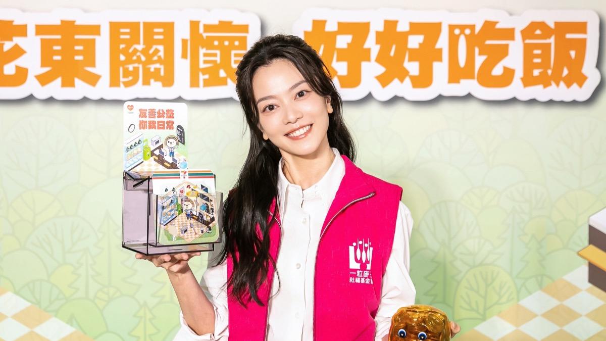 喻虹淵出席公益活動。(圖/一粒麥子提供)