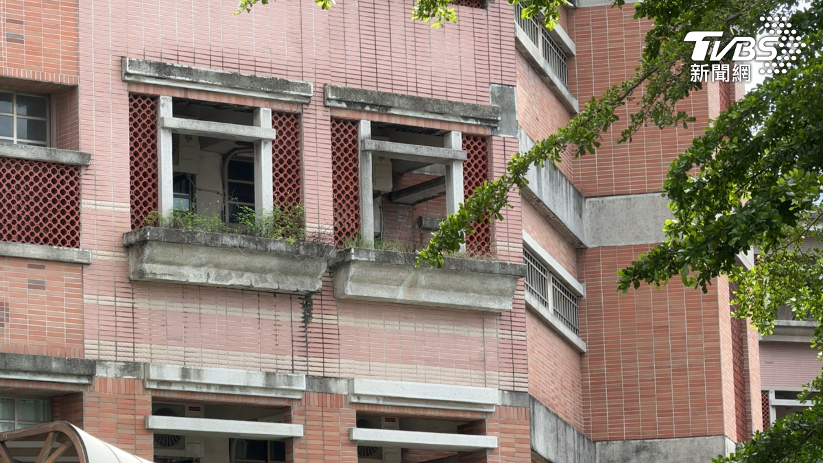 台南東區一所小學近日遭家長控訴老師霸凌學生,事件引發社會關注。(圖/TVBS)