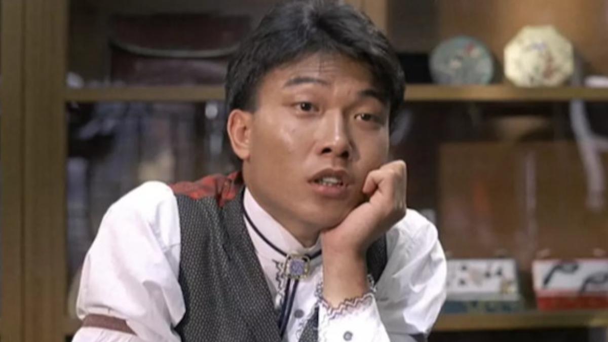 錢小豪在《殭屍先生》中飾演秋生一角,成為影迷心中的經典角色。(圖/翻攝自小紅書)