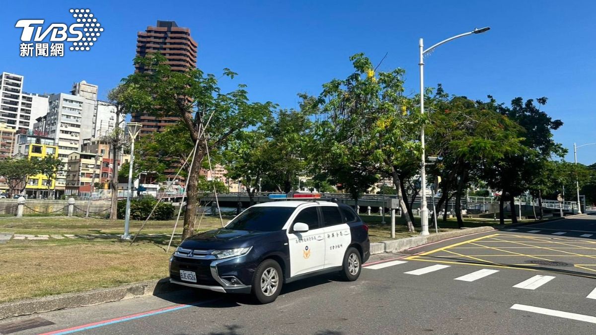 龍舟賽將開划!高雄愛河驚見「中年男屍漂浮」 民眾嚇壞報警