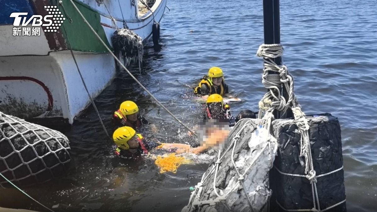 快訊／台南漁會市場旁墜海！捕魚男遲不上岸　被救起時已命危