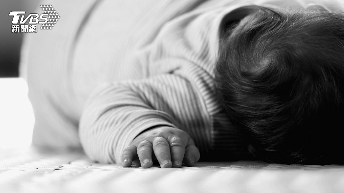 桃園5月嬰趴睡窒息！保母發現急翻身　驚見他「嘴唇發紫亡」