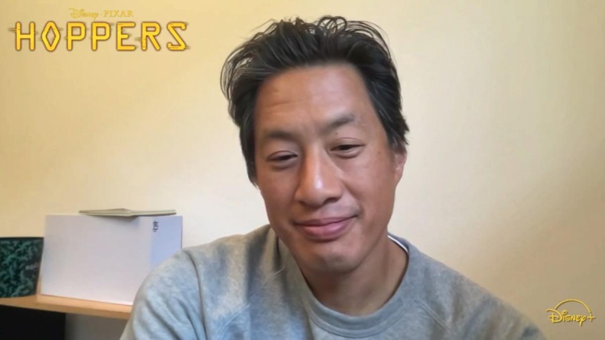 導演丹尼爾鍾最愛《狸想世界》段落便是「昆蟲女王被捏爆」。(圖/Disney+提供)