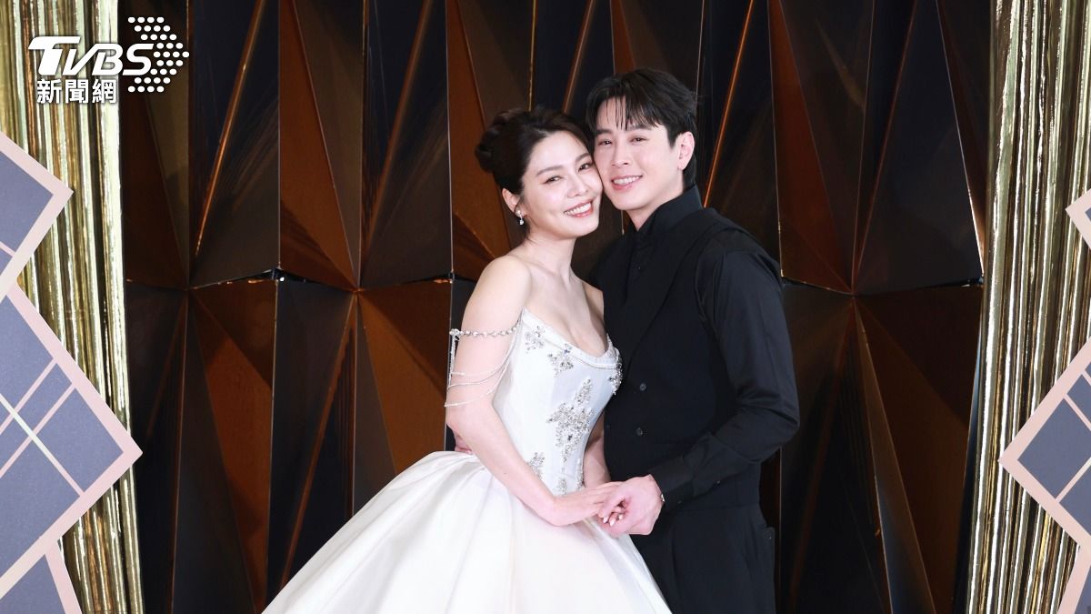 吳東諺（右）、白家綺今補辦婚宴。（圖／張哲鳴攝）