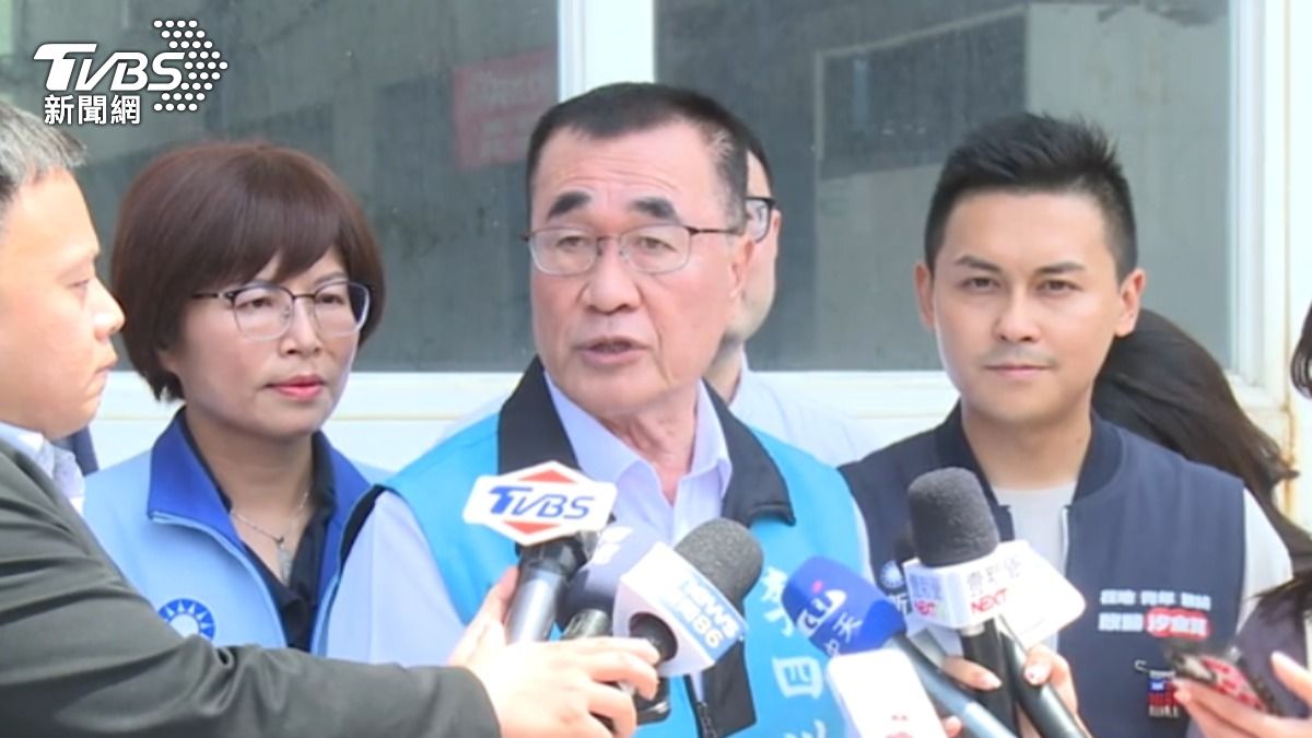 國民黨新北市長參選人李四川拋出政見，推動興建「九份纜車」。（圖／TVBS）