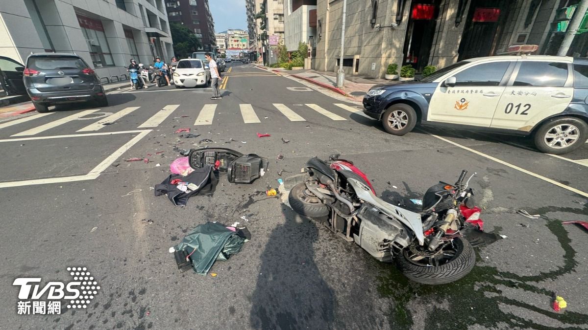 有片/大安區汽、機車嚴重車禍 43歲男騎士「大腿變形」命危