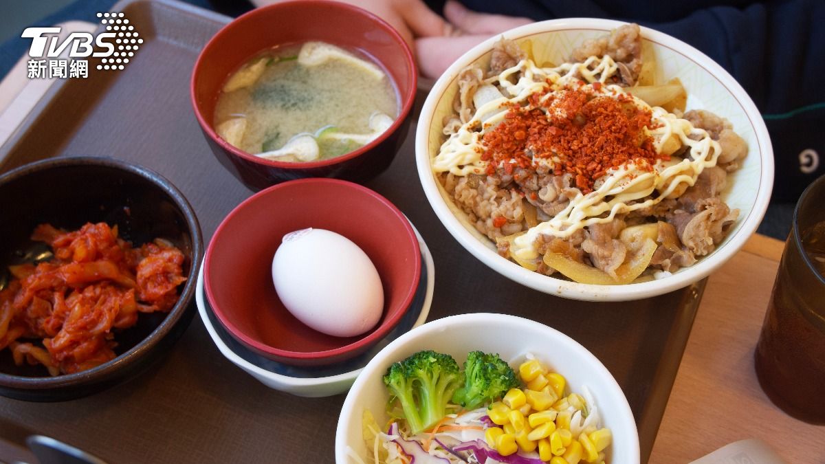 SUKIYA生雞蛋「紅白碗」怎麼用?官方解答了 44年最正統吃法曝