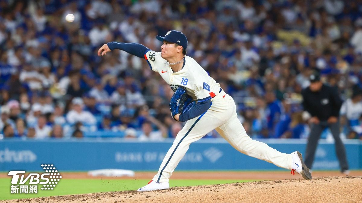 山本由伸繳出6局、失3分、6K的優質先發,仍問天吞下本季第5敗。(圖/達志影像美聯社)