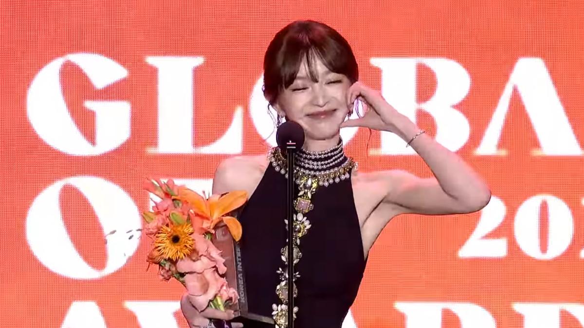 田曦薇奪人氣獎。(圖/翻攝自KISF Global OTT Awards YouTube)