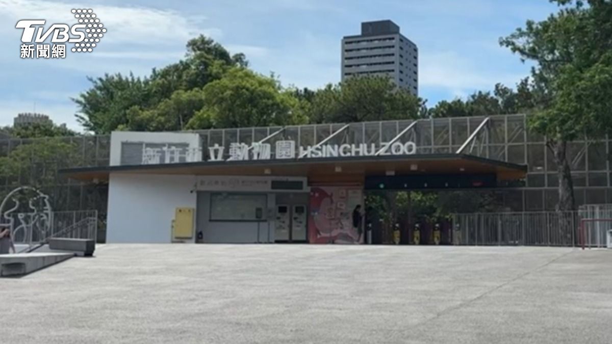 新竹動物園少了很多攤販和飲料機台,讓遊客哀嘆不方便。(圖/TVBS)