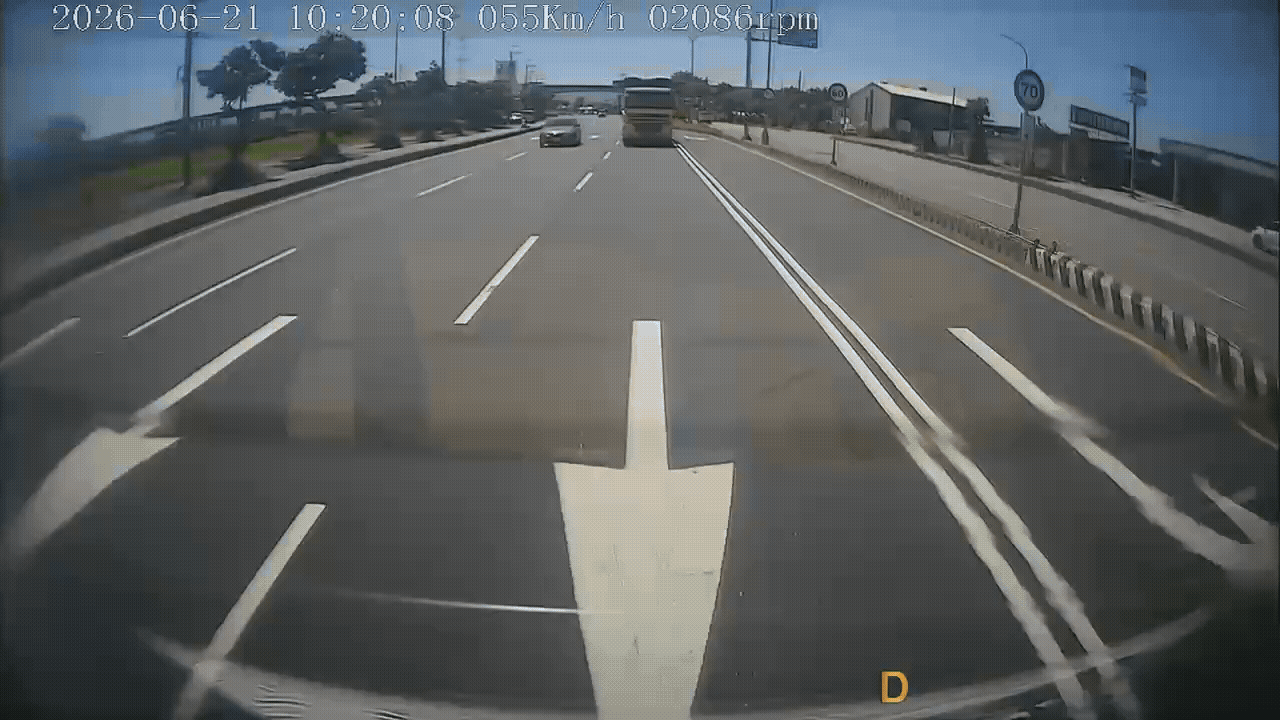 車禍發生過程。(圖/民眾提供)